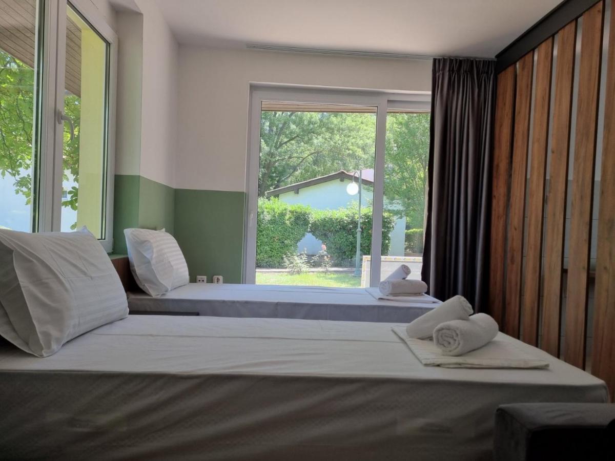 Fuk-Tak'S Bungalow Dojran 外观 照片